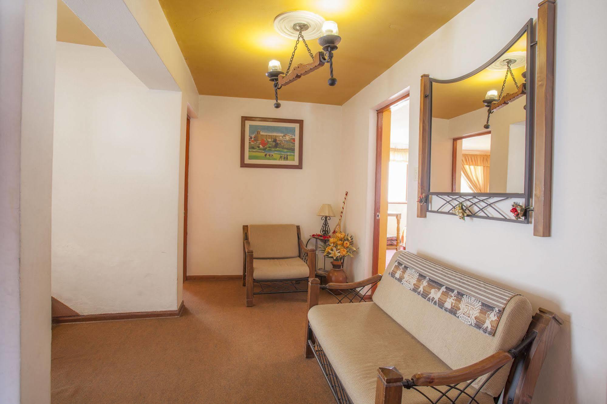 Alojamiento Soledad Bed & Breakfast Huaraz  Exterior photo