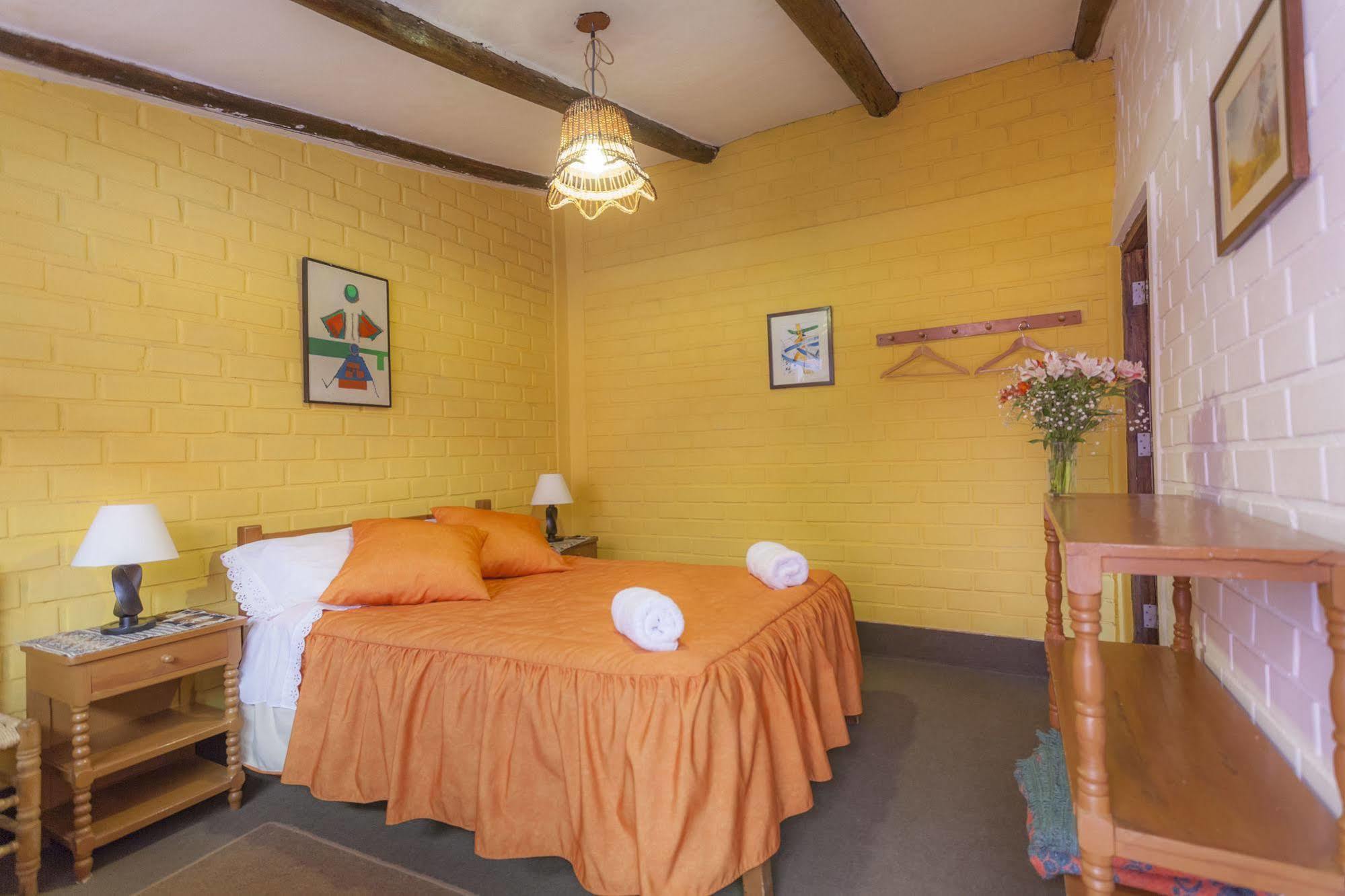 Alojamiento Soledad Bed & Breakfast Huaraz  Exterior photo