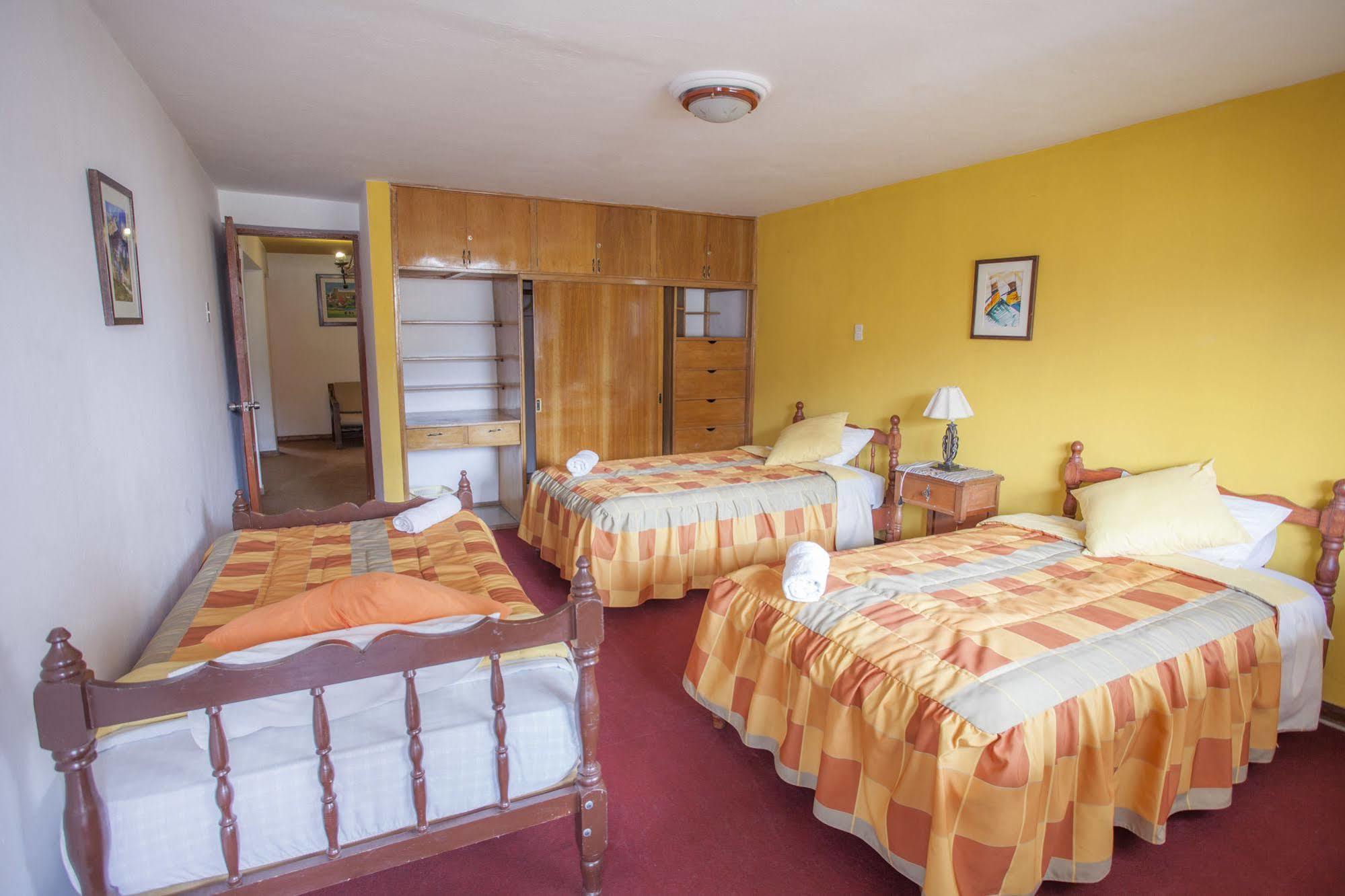 Alojamiento Soledad Bed & Breakfast Huaraz  Exterior photo