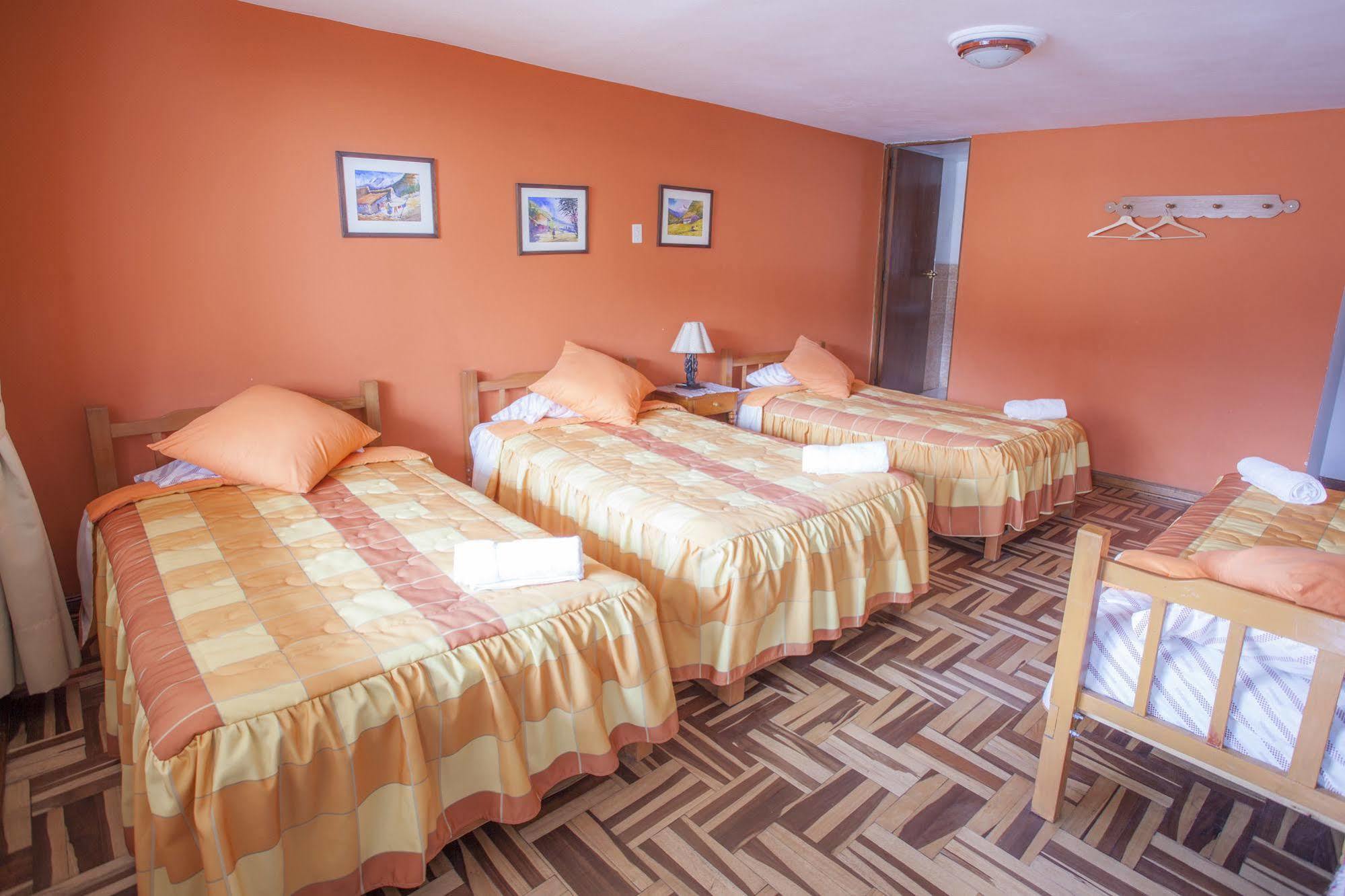 Alojamiento Soledad Bed & Breakfast Huaraz  Exterior photo